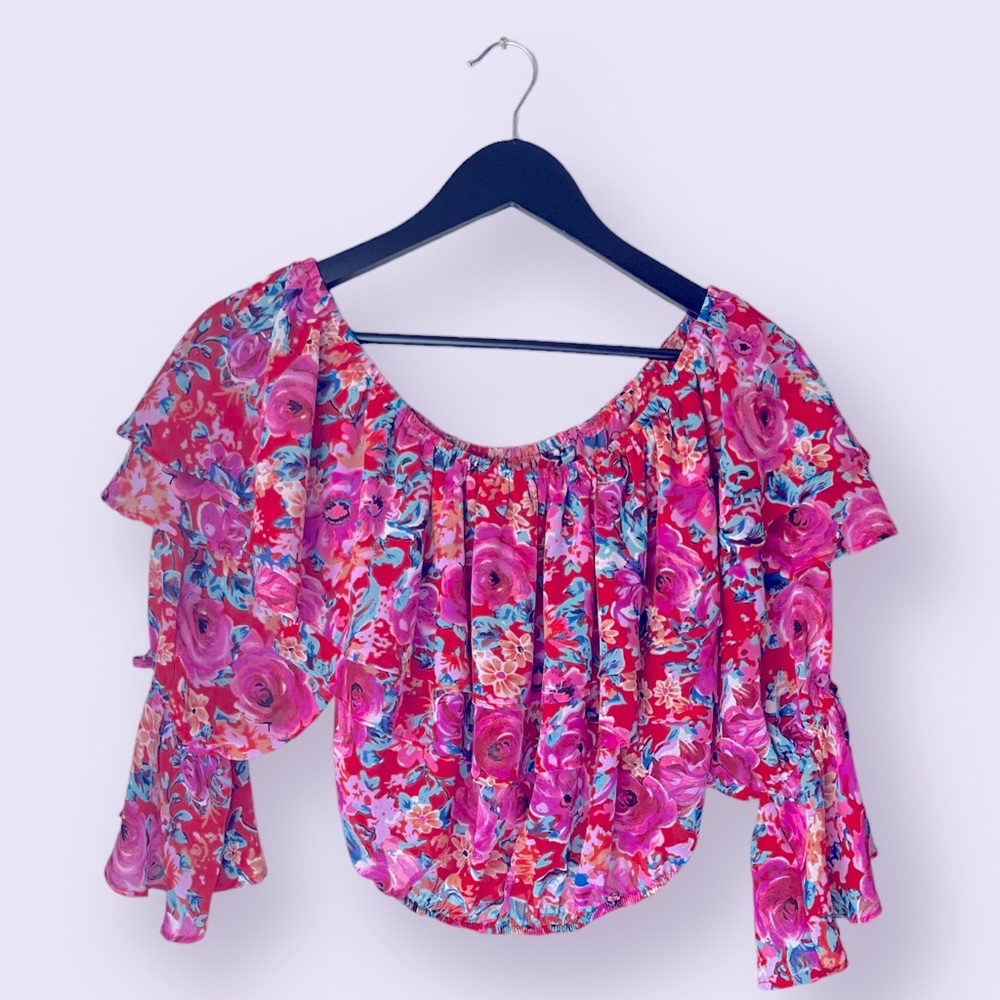 FOREVER 21 Floral Bell Sleeve Top